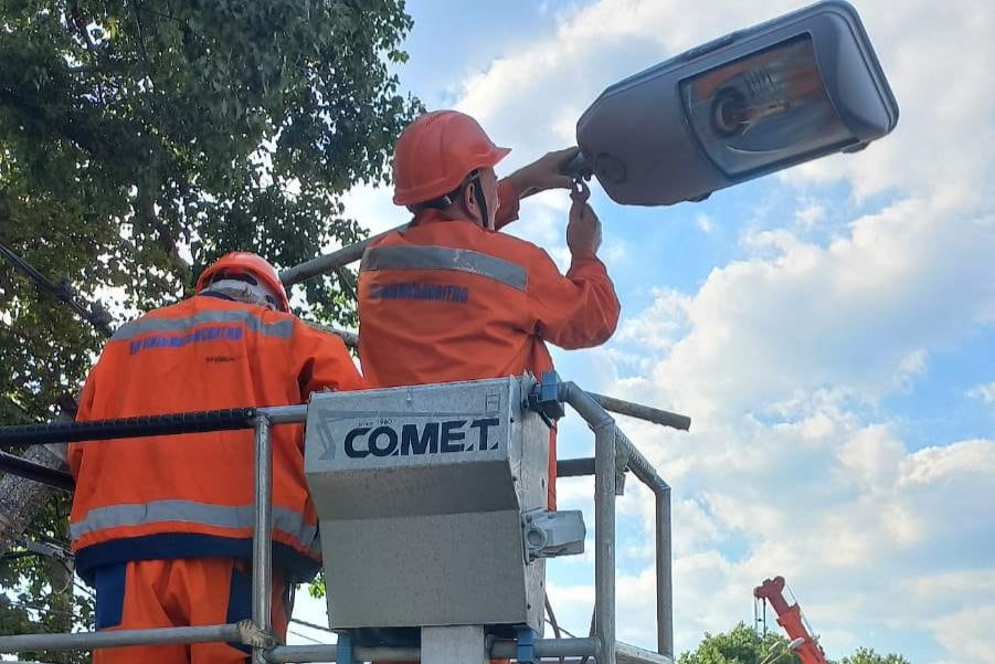 купити автовишку