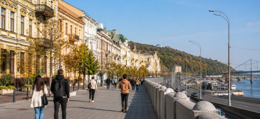 Як вибрати квартиру біля метро Поштова площа в Києві