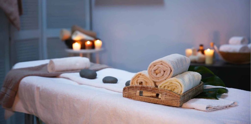 SPA-процедури з масажем та атмосферою релаксу після фітнесу