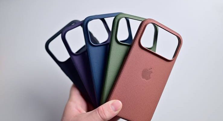Чехлы для iPhone 18 Pro