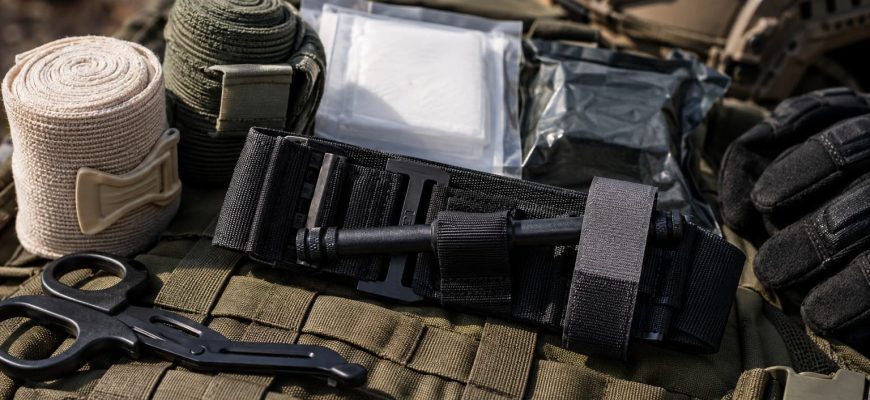 Кровоспинні засоби для аптечки